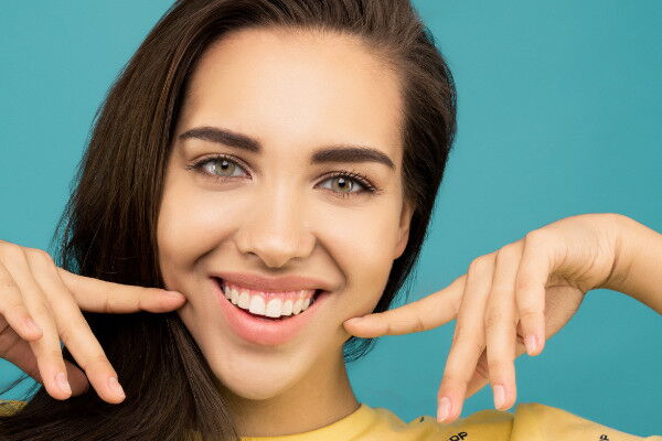 White Spots weiße Flecken entfernen Zahnarzt Hasle